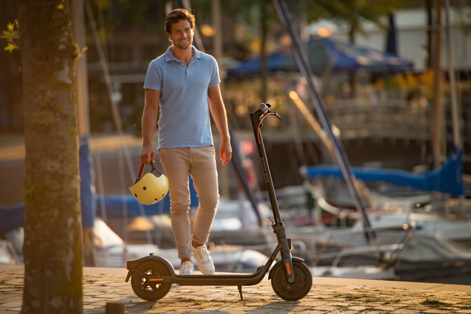 Hulajnoga elektryczna Ninebot by Segway KickScooter F30E Hulajnoga elektryczna Ninebot by Segway KickScooter F30E